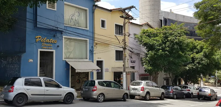 Foto 1 de Casa com 3 Quartos para alugar, 120m² em Pinheiros, São Paulo