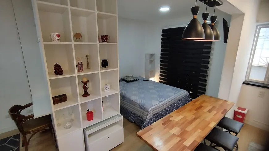 Foto 1 de Apartamento com 1 Quarto para alugar, 30m² em Bela Vista, São Paulo