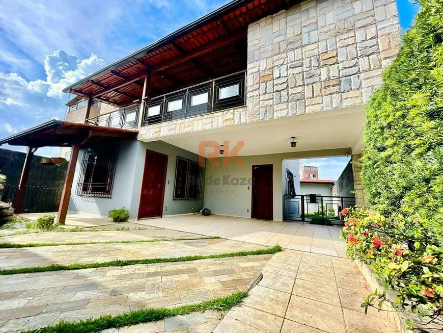 Foto 1 de Casa com 4 Quartos à venda, 250m² em Arvoredo, Contagem