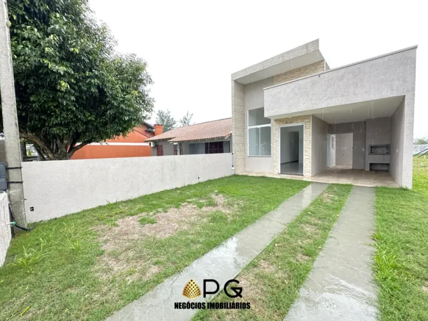 Foto 1 de Casa com 3 Quartos à venda, 100m² em Zona Nova, Tramandaí