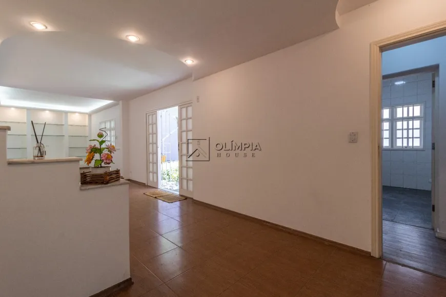 Foto 1 de Casa com 3 Quartos à venda, 170m² em Jardim Europa, São Paulo