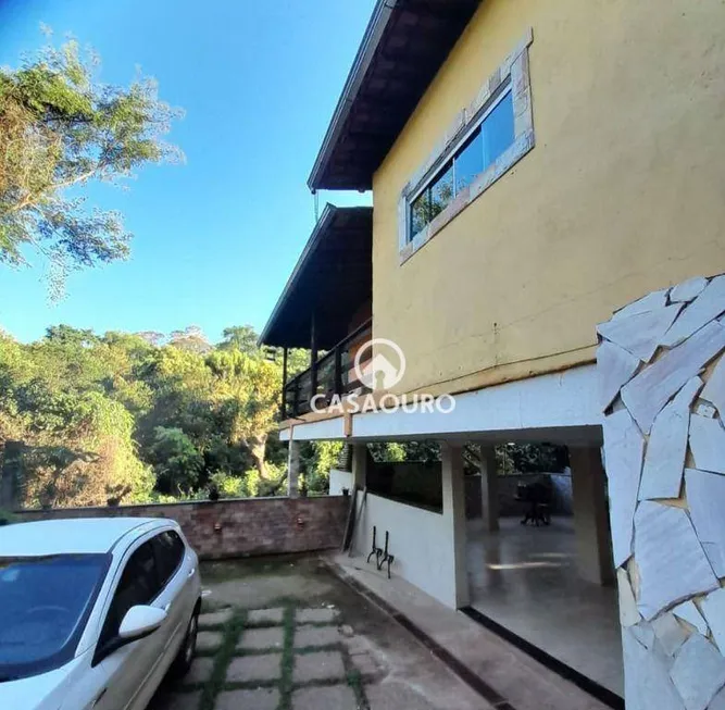 Foto 1 de Casa com 3 Quartos à venda, 245m² em Casa Branca, Brumadinho