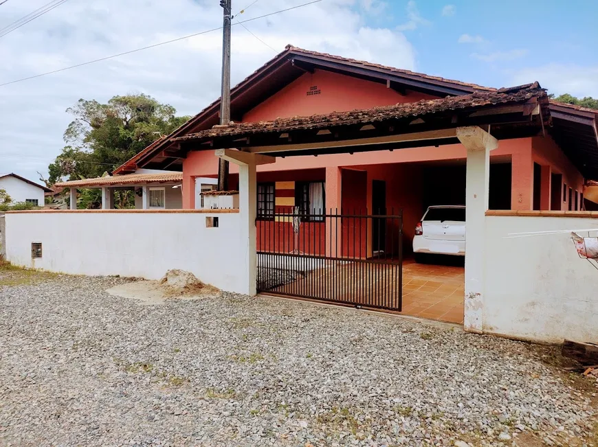 Foto 1 de Casa com 4 Quartos à venda, 230m² em Costeira, Balneário Barra do Sul