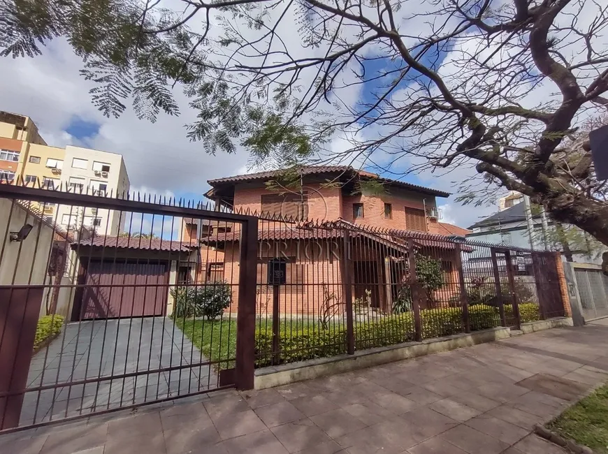 Foto 1 de Casa com 3 Quartos para alugar, 300m² em Menino Deus, Porto Alegre