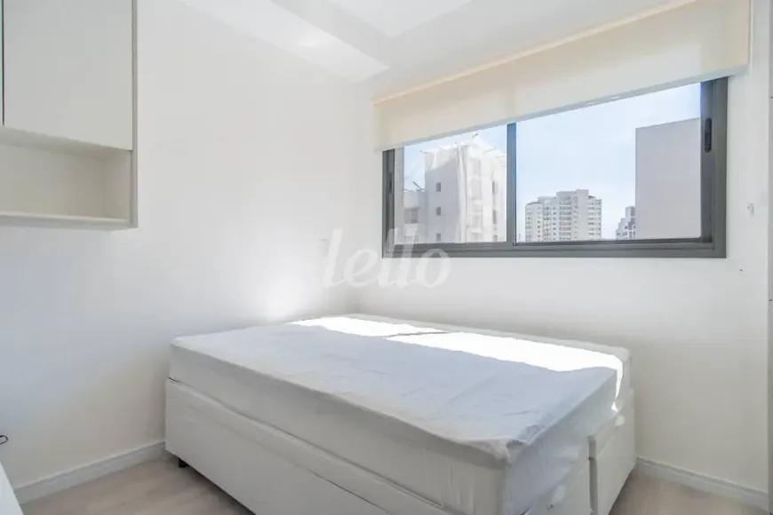 Foto 1 de Flat com 1 Quarto para alugar, 16m² em República, São Paulo