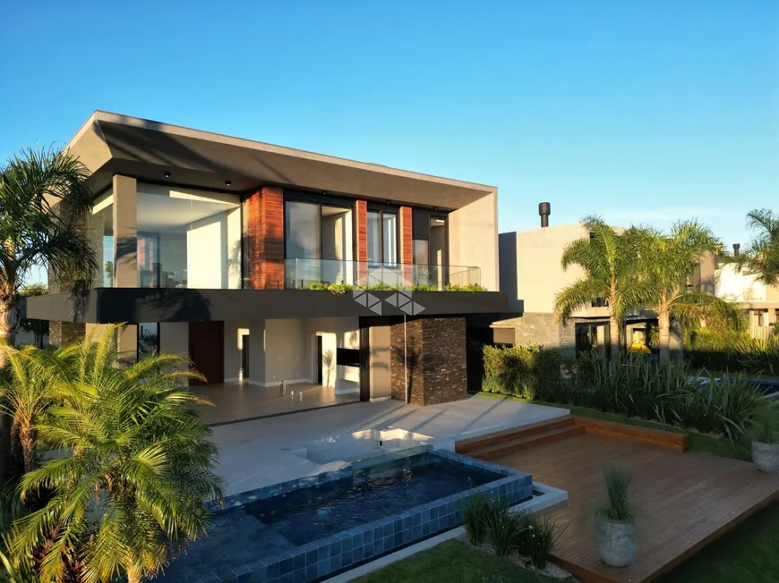 Foto 1 de Casa de Condomínio com 5 Quartos à venda, 320m² em Malibu, Xangri-lá
