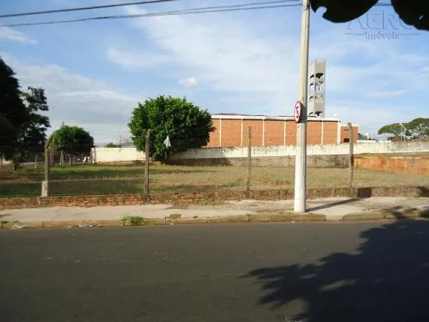 Foto 1 de Lote/Terreno à venda, 3m² em Vila Coralina, Bauru