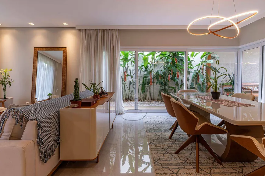 Foto 1 de Casa de Condomínio com 3 Quartos à venda, 216m² em Royal Forest, Londrina