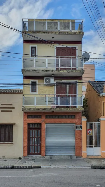 Foto 1 de Apartamento com 2 Quartos para alugar, 184m² em Centro, Pelotas