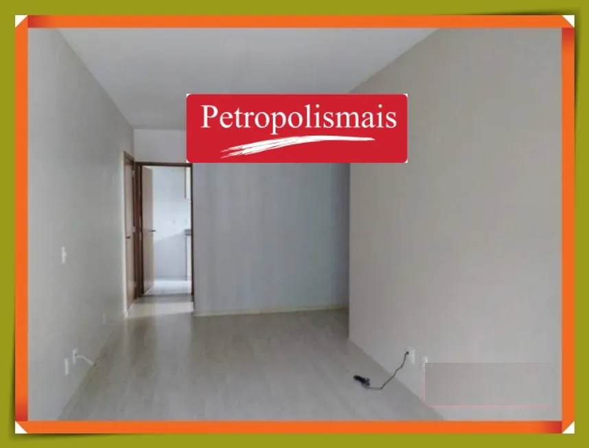 Foto 1 de Apartamento com 2 Quartos à venda, 58m² em Quitandinha, Petrópolis