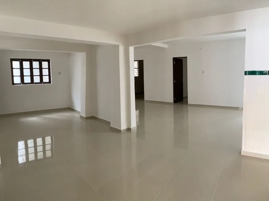 Foto 1 de Ponto Comercial com 14 Quartos para alugar, 378m² em Centro, Maceió