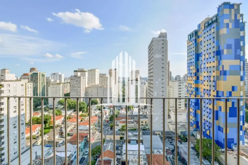 Foto 1 de Apartamento com 1 Quarto à venda, 31m² em Cerqueira César, São Paulo