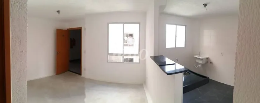 Foto 1 de Apartamento com 2 Quartos à venda, 40m² em Água Chata, Guarulhos
