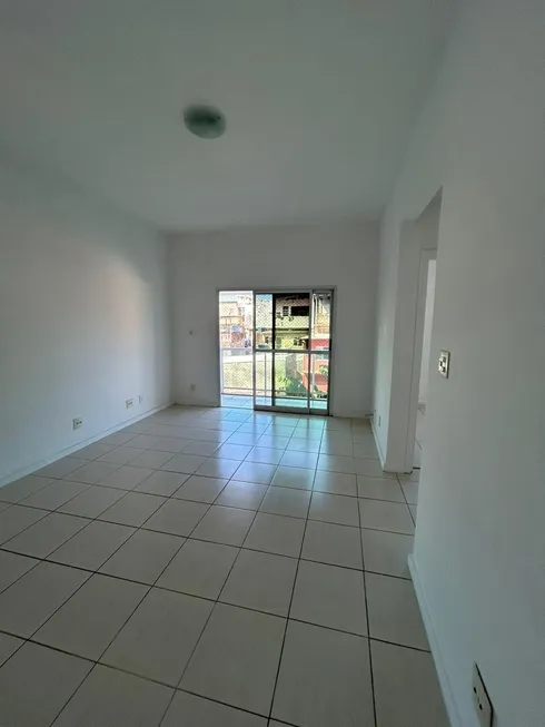 Foto 1 de Apartamento com 2 Quartos para alugar, 66m² em Parque Paulicéia, Duque de Caxias