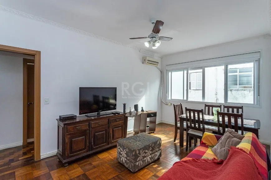 Foto 1 de Apartamento com 3 Quartos à venda, 103m² em Rio Branco, Porto Alegre