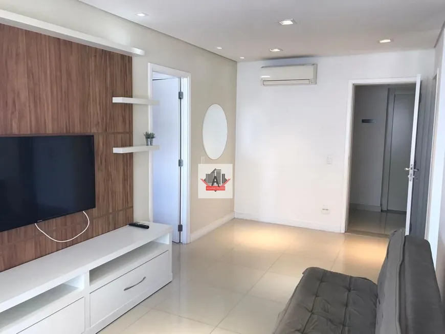 Foto 1 de Apartamento com 1 Quarto para alugar, 43m² em Vila Cordeiro, São Paulo