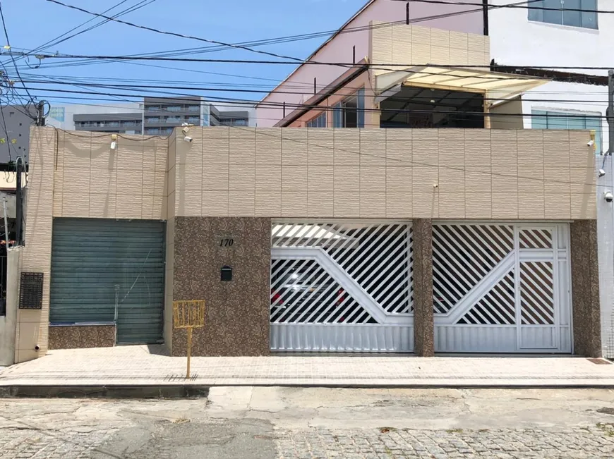 Foto 1 de Casa com 6 Quartos à venda, 302m² em Grageru, Aracaju