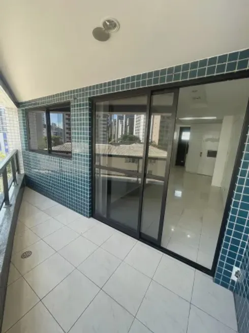 Foto 1 de Flat com 2 Quartos à venda, 42m² em Boa Viagem, Recife