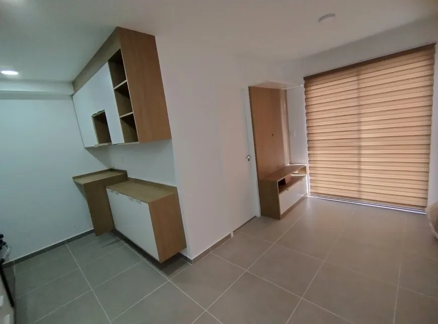 Foto 1 de Apartamento com 2 Quartos à venda, 40m² em Vila Mariana, São Paulo