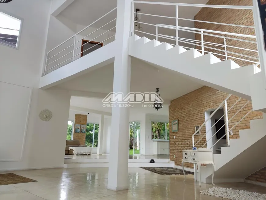 Foto 1 de Casa de Condomínio com 4 Quartos à venda, 372m² em MOINHO DE VENTO, Valinhos