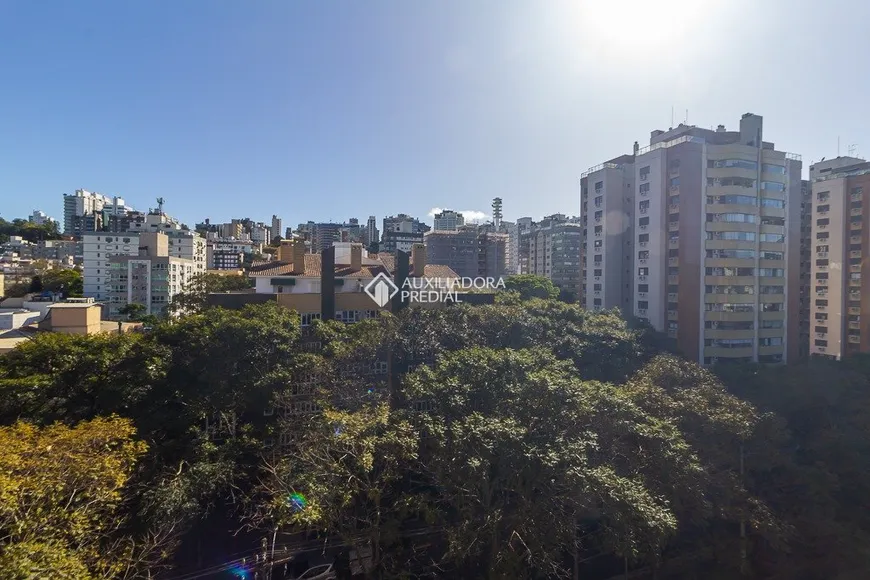 Foto 1 de Apartamento com 2 Quartos à venda, 67m² em Petrópolis, Porto Alegre