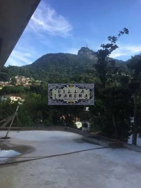 Foto 1 de Casa de Condomínio com 4 Quartos à venda, 450m² em Cosme Velho, Rio de Janeiro