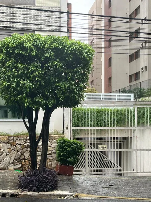 Foto 1 de Apartamento com 3 Quartos à venda, 122m² em Santa Cecília, São Paulo