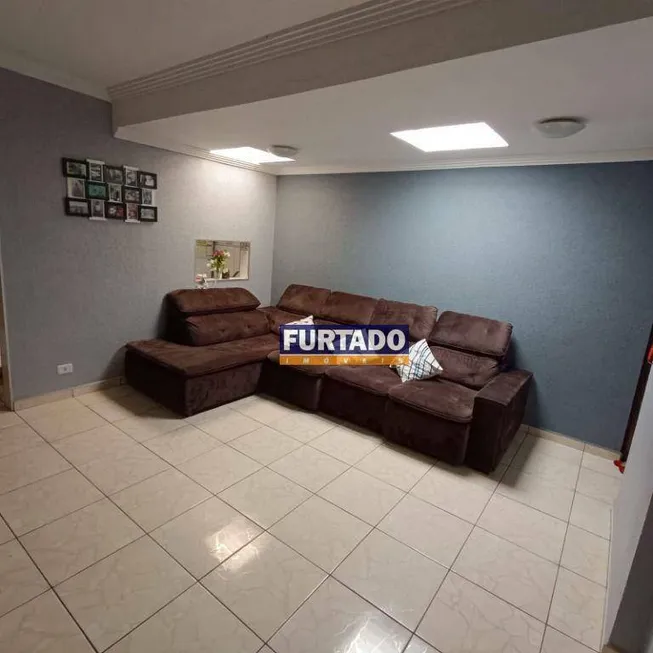 Foto 1 de Casa com 2 Quartos à venda, 125m² em Parque Jacatuba, Santo André