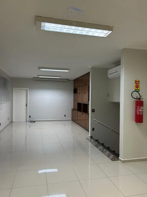 Foto 1 de Imóvel Comercial com 6 Quartos para venda ou aluguel, 420m² em Vila Nova Santa Clara, Bauru