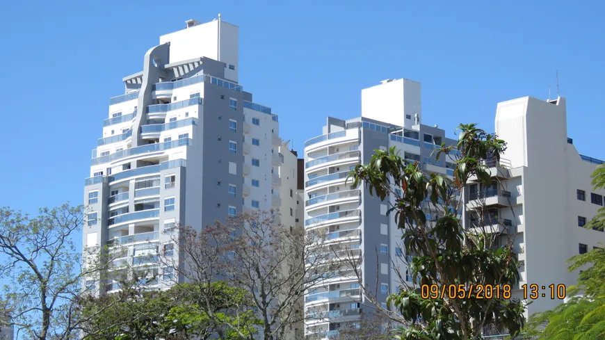 Foto 1 de Apartamento com 3 Quartos à venda, 82m² em Agronômica, Florianópolis