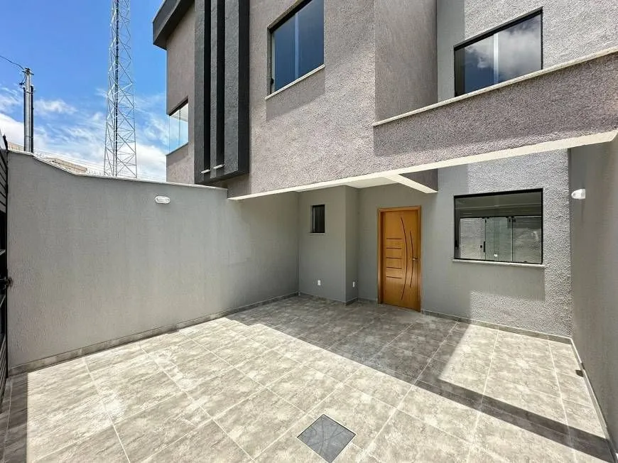 Foto 1 de Casa com 3 Quartos à venda, 129m² em Santa Mônica, Belo Horizonte