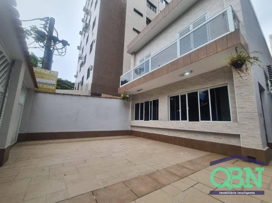 Foto 1 de Casa com 4 Quartos à venda, 300m² em Encruzilhada, Santos
