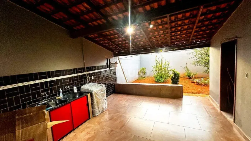 Foto 1 de Casa com 3 Quartos à venda, 188m² em Segismundo Pereira, Uberlândia