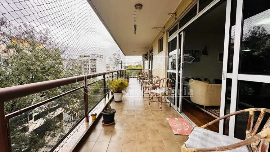 Foto 1 de Apartamento com 4 Quartos à venda, 186m² em Tijuca, Rio de Janeiro