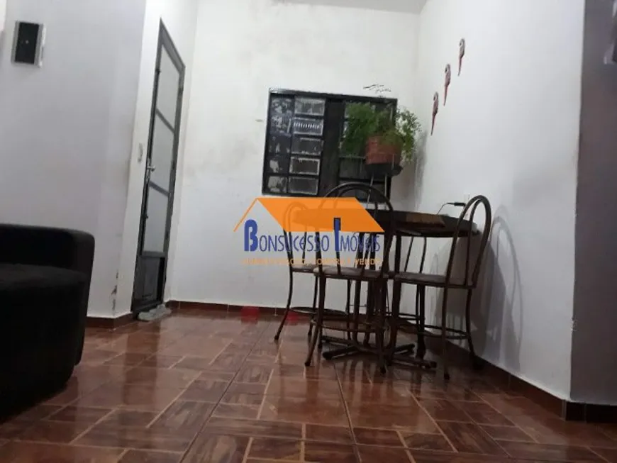 Foto 1 de Casa com 5 Quartos à venda, 160m² em Concórdia, Belo Horizonte