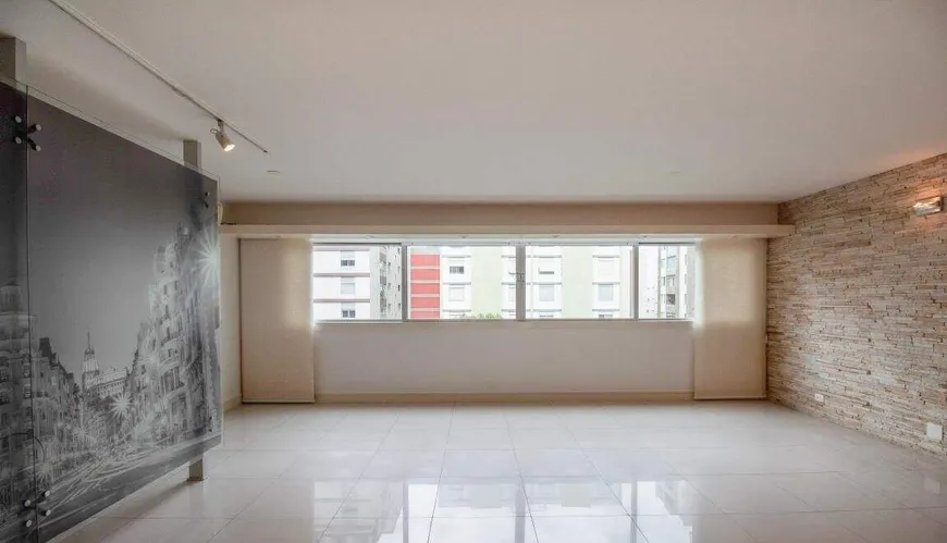 Foto 1 de Apartamento com 4 Quartos à venda, 200m² em Paraíso, São Paulo