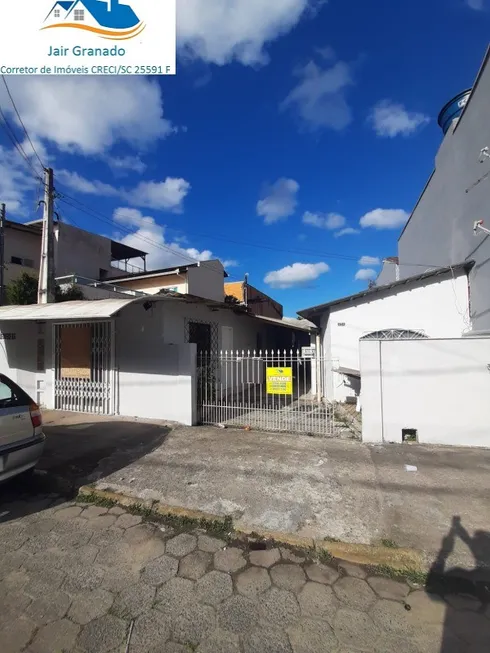 Foto 1 de Casa com 5 Quartos à venda, 252m² em Monte Alegre, Camboriú