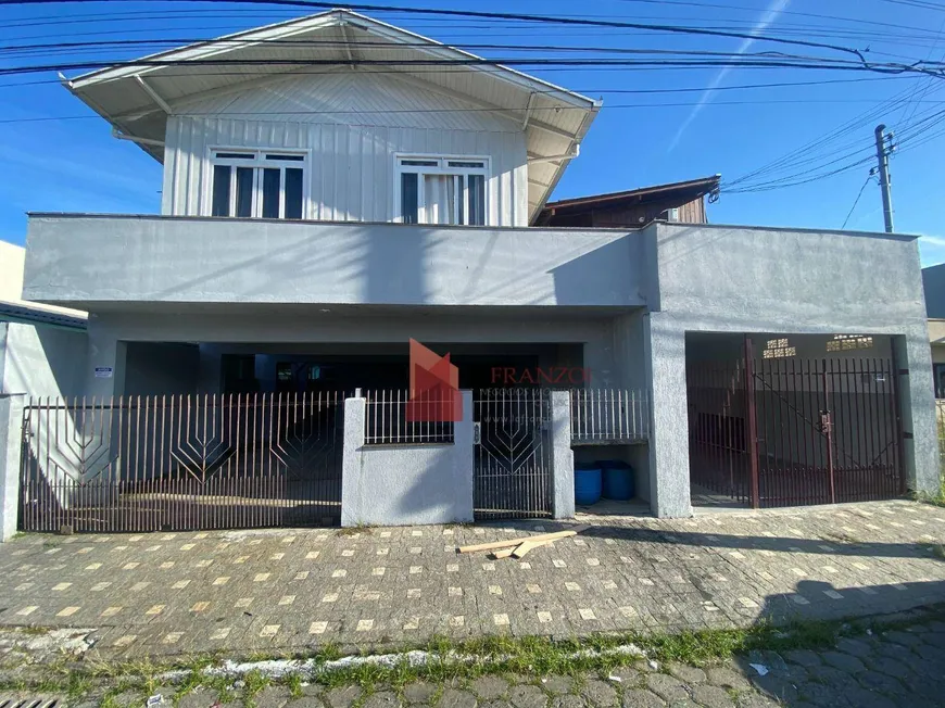 Foto 1 de Kitnet com 1 Quarto à venda, 50m² em Dom Bosco, Itajaí