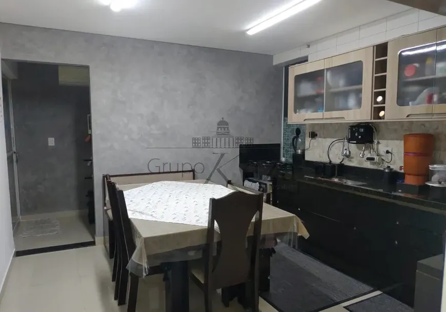 Foto 1 de Casa de Condomínio com 3 Quartos à venda, 110m² em Eugênio de Melo, São José dos Campos