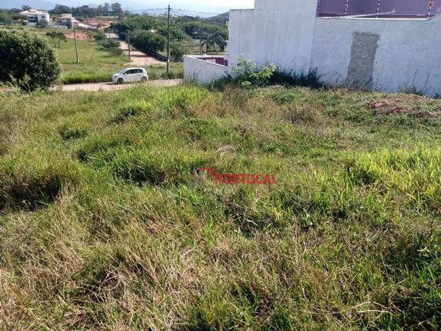 Foto 1 de Lote/Terreno à venda, 360m² em Maria Turri, Rio das Ostras