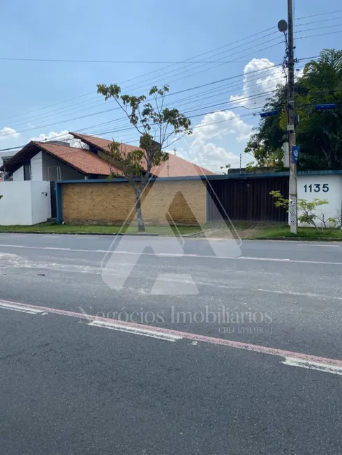 Foto 1 de Casa com 3 Quartos à venda, 870m² em Catole, Campina Grande