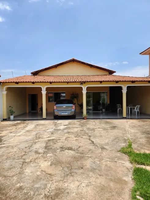 Foto 1 de Casa com 3 Quartos à venda, 238m² em Vila Morais, Goiânia
