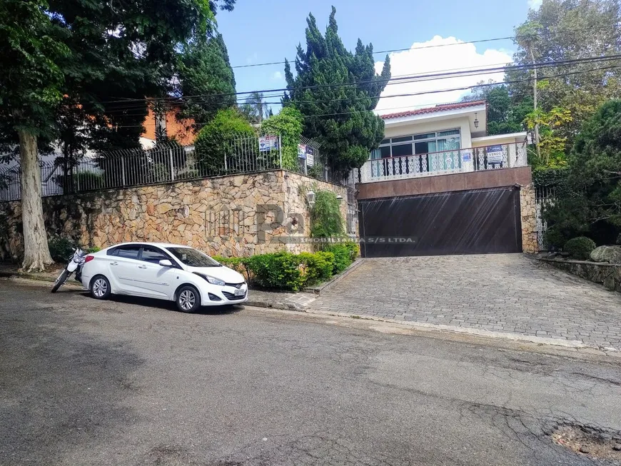 Foto 1 de Casa com 3 Quartos à venda, 869m² em Vila Inah, São Paulo