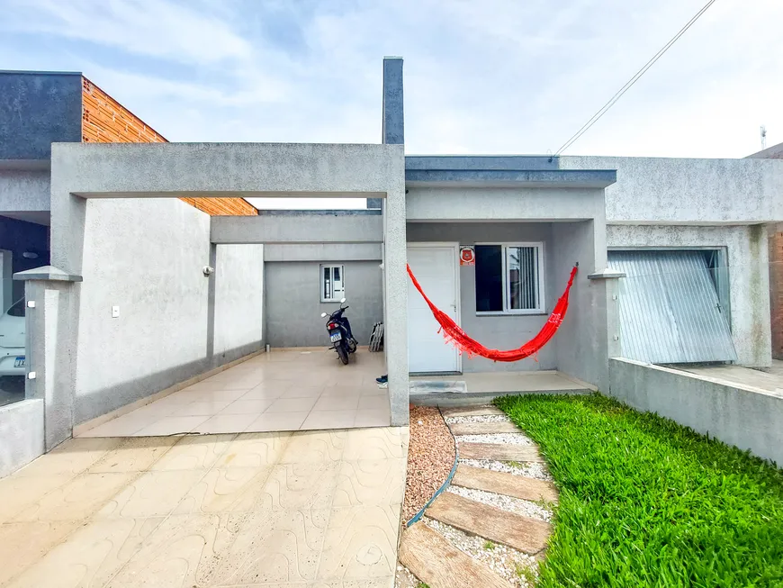 Foto 1 de Casa com 2 Quartos à venda, 65m² em Guarani, Capão da Canoa
