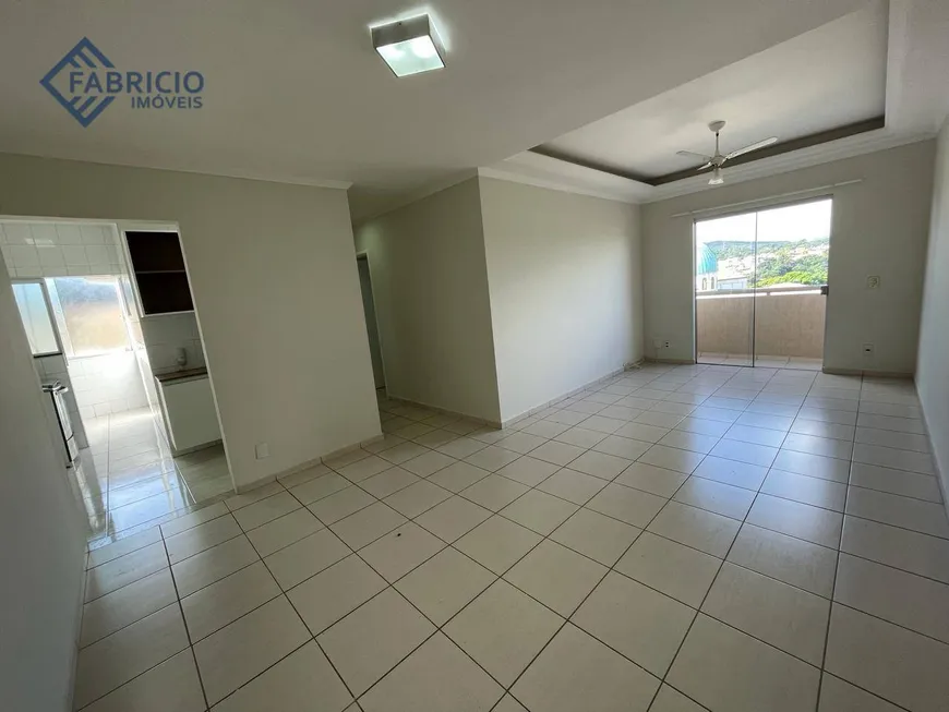 Foto 1 de Apartamento com 2 Quartos para alugar, 74m² em Vila Nova Louveira, Louveira