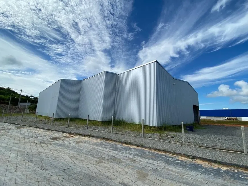 Foto 1 de Galpão/Depósito/Armazém para alugar, 1150m² em Corveta, Araquari