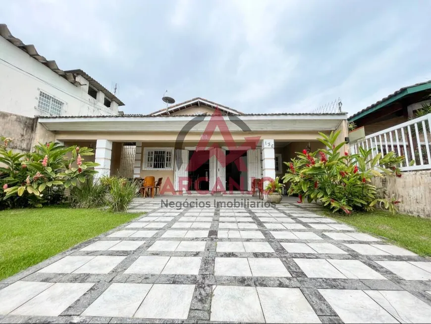 Foto 1 de Casa com 4 Quartos à venda, 180m² em Barra da Lagoa, Ubatuba