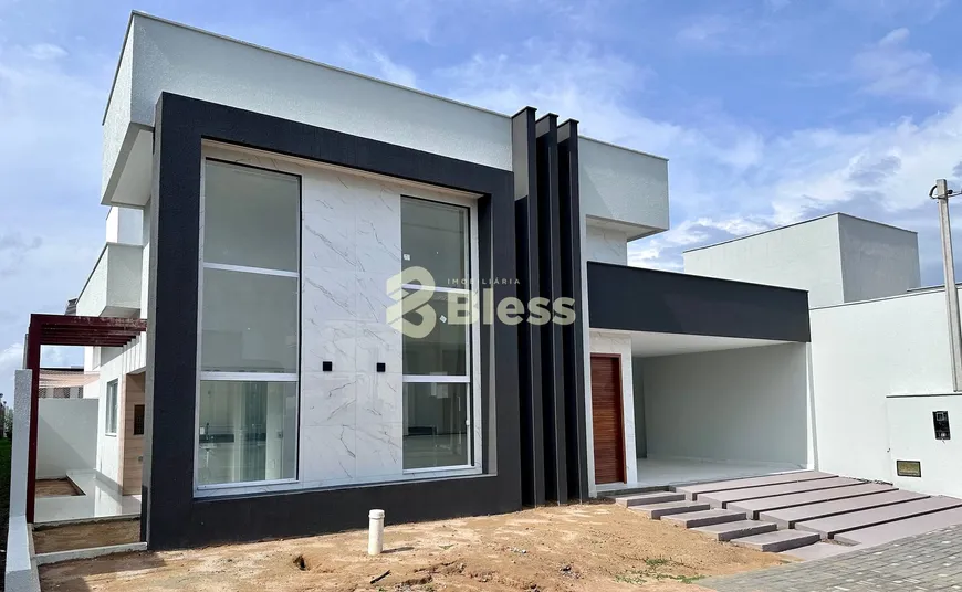 Foto 1 de Casa com 3 Quartos à venda, 127m² em Cajupiranga, Parnamirim