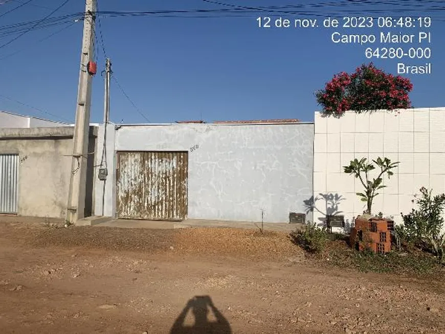 Foto 1 de Casa com 2 Quartos à venda, 50m² em Centro, Campo Maior