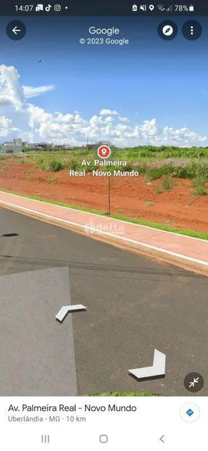 Foto 1 de Lote/Terreno à venda, 330m² em Novo Mundo, Uberlândia